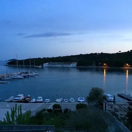 Holiday home Holiday Sonja Prvic Luka